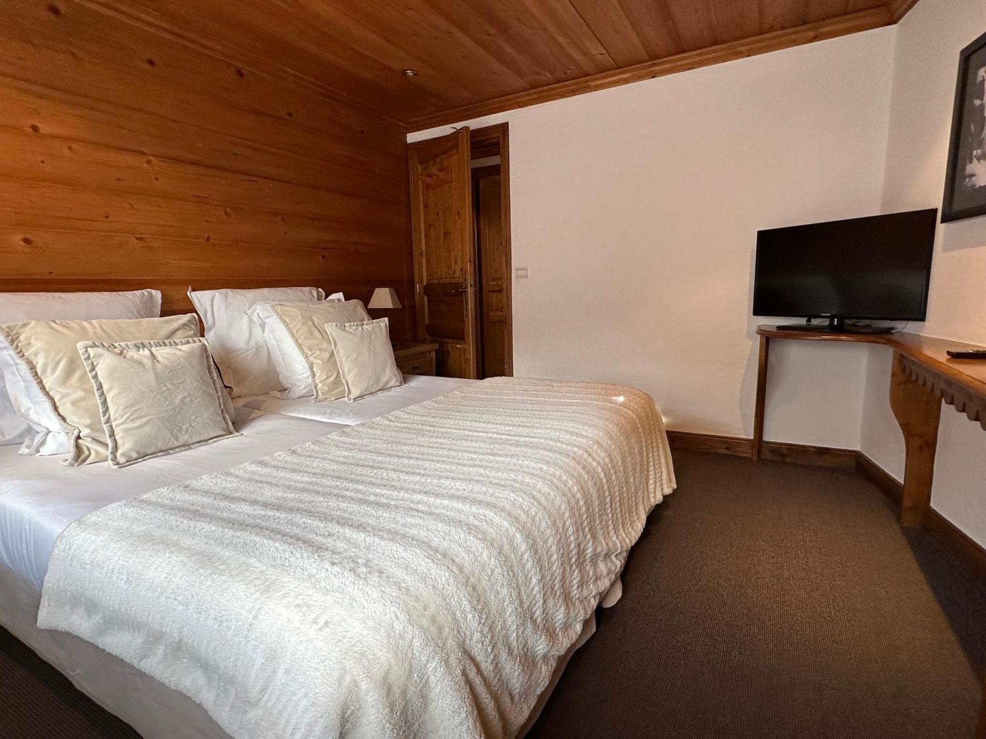 Hotel Les Peupliers Courchevel Ngoại thất bức ảnh